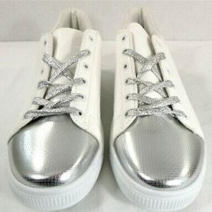 Refresh Women's Action-08 Faux Leather Lace-Up Met